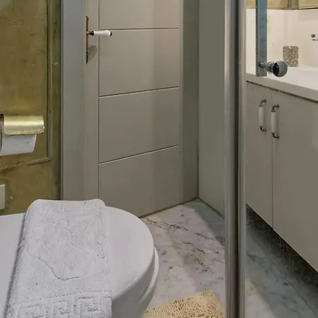 Apartmán Stunning Rustic 1br W Terrace&amazing Galata View